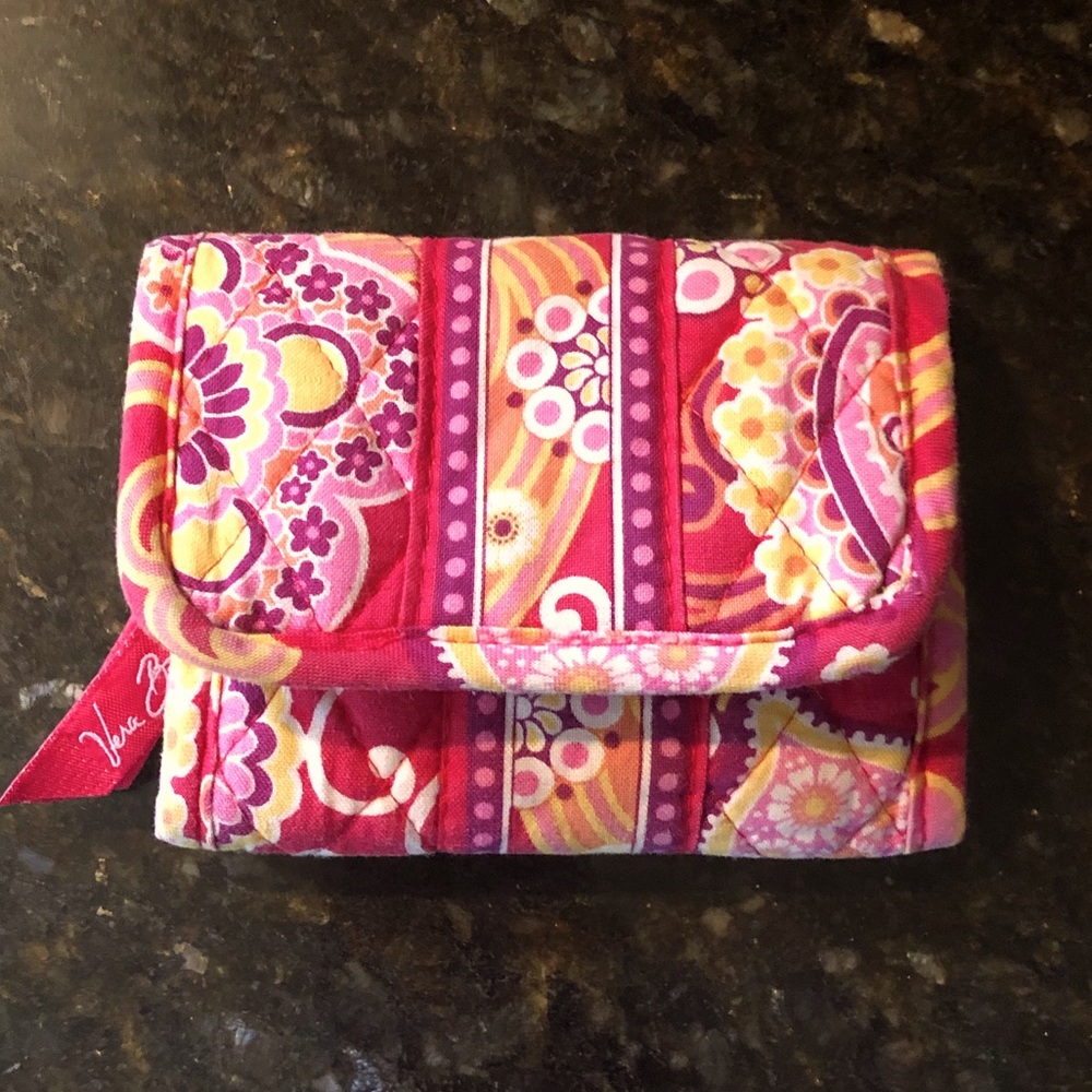 🌸 Vera Bradley wallet ~ Sherbert Pattern